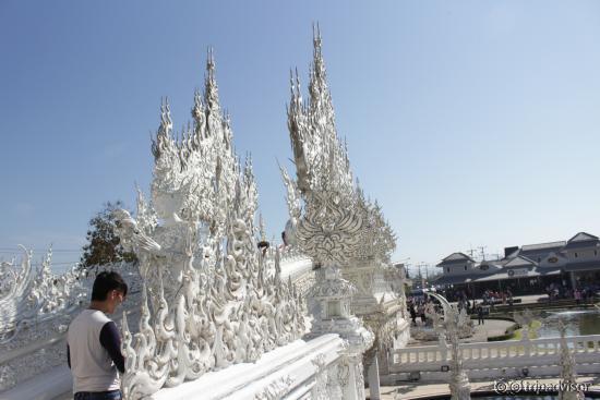 บริเวณวัดร่องขุ่น