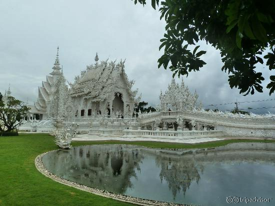 Белый храм.