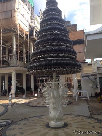 Interesting place to visit. Not like any other temple I've seen.