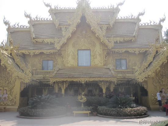 Les toilettes du temple