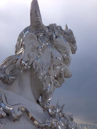 These photos were taken in afternoon try and go in the morning.