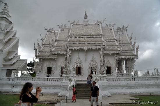 vista laterale del tempio