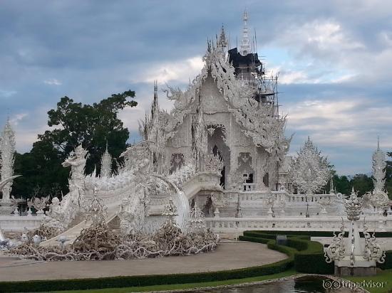 Wat Rong Khun