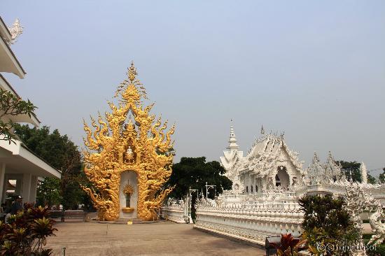 Wat Rong Khun