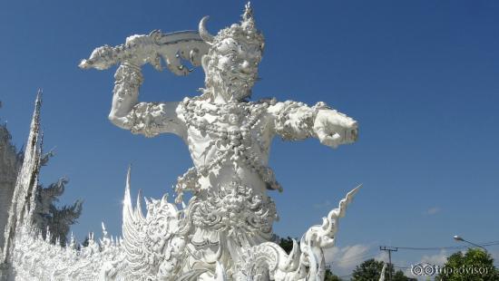 The White Temple Entrace