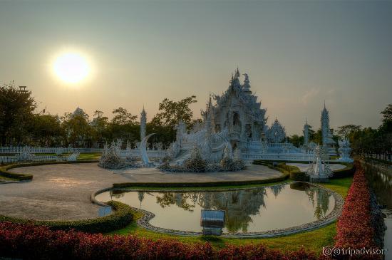 wat rong khun