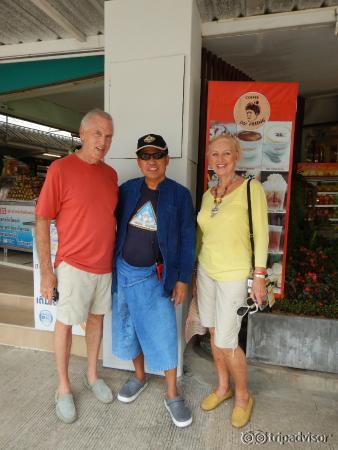 Artist tat uilt white castle