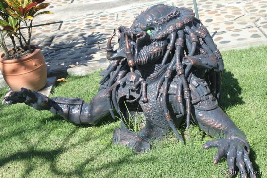 Predator at the White temple