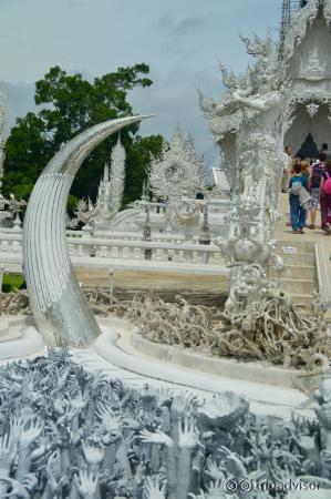 Wat Rong Khun entry area