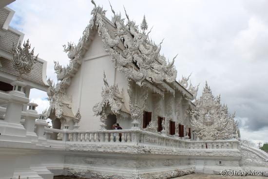 Kuil Dengan simbol Surga