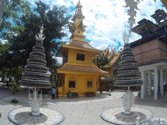 Wat Rong Khun