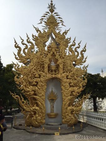 Wat Rong Khun