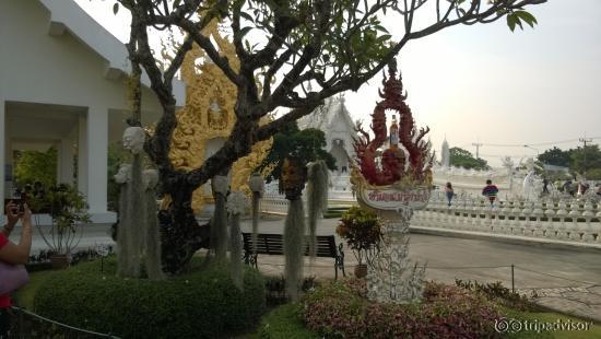 Art sculptures out side Temple