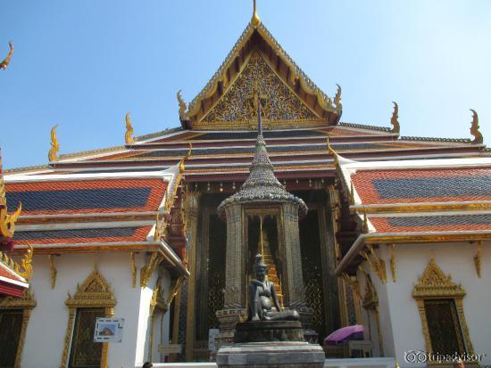 มีความสวยงามและละเอียดอ่อนในการก่อสร้าง