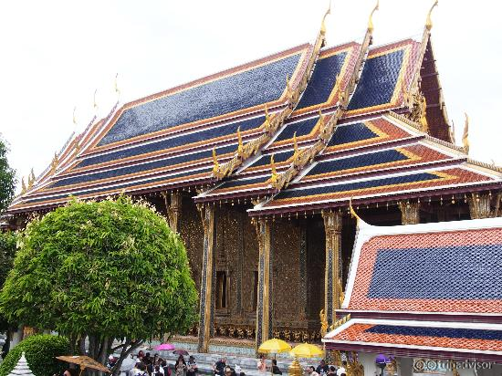 エメラルド寺院