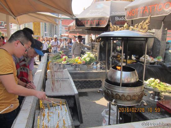 エメラルド寺院お供え