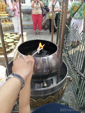 入場ゲート正面