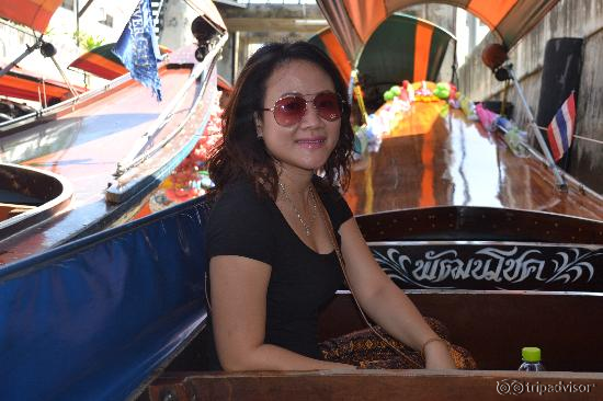 cross the river Chao Phyara.Excited