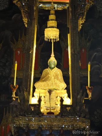 Posążek Szmaragdowego Buddy