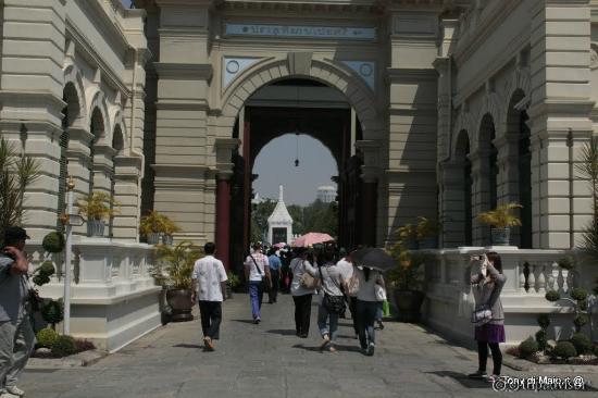 arcata d'entrata ali templi