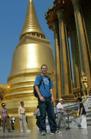 the crowds are around somewhere i promise