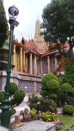 Temple of the Emerald Buddha (Wat Phra Kaew)