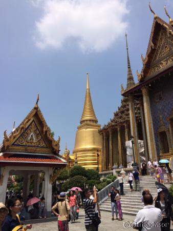 Temple of Emerald Buddha