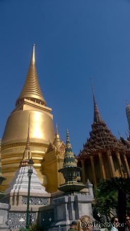 Emerald Buddha temple (Pagoda)