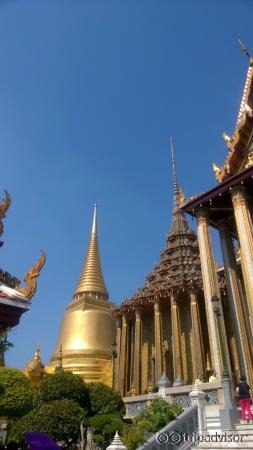 Emerald Buddha temple
