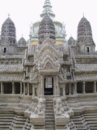 Model of Angkor Wat