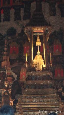 buda de esmeralda, da para tirar foto por fora quando a janela está aberta