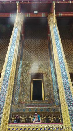 exterior do templo ao centro