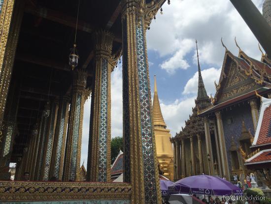 Templo do Buda de Esmeralda (Wat Phra Kaeo)
