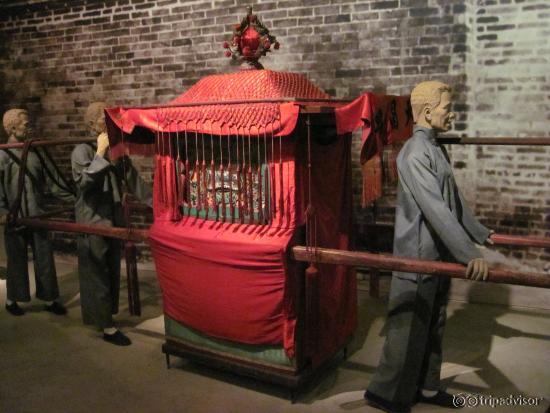 The exhibits in the HK Museum are superbly done (29/Apr/15).