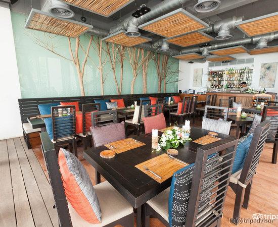 The Buzz Restaurant at the Le Vimarn Cottages & Spa