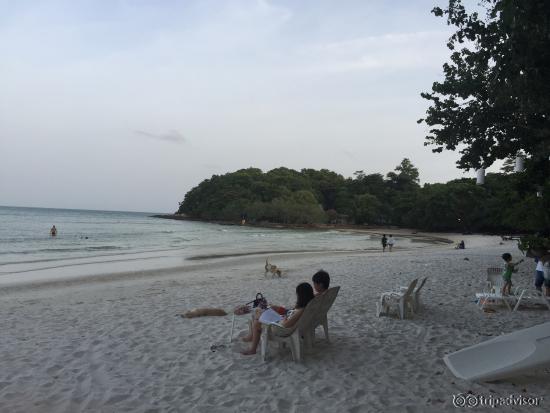 Hotel located right at the Beach