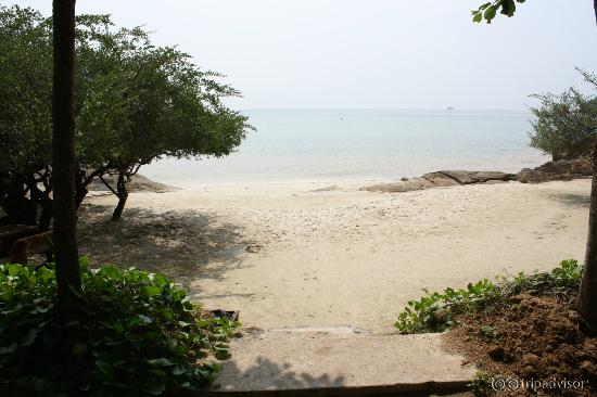 соседний пляж