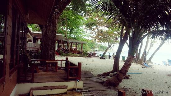 Room type: Beach front