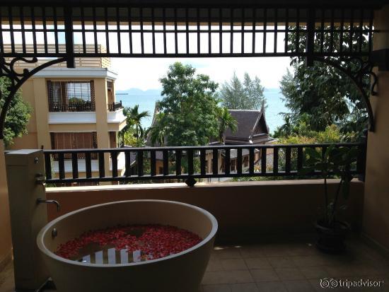 Terraza con jacuzzi