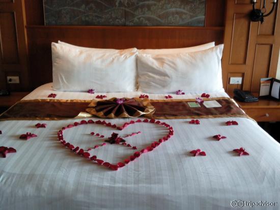 Bedding decoration