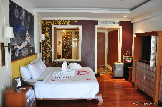 The honeymoon delux room