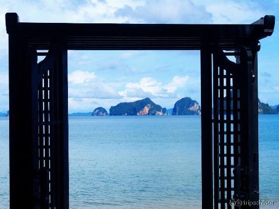 Hong Island view