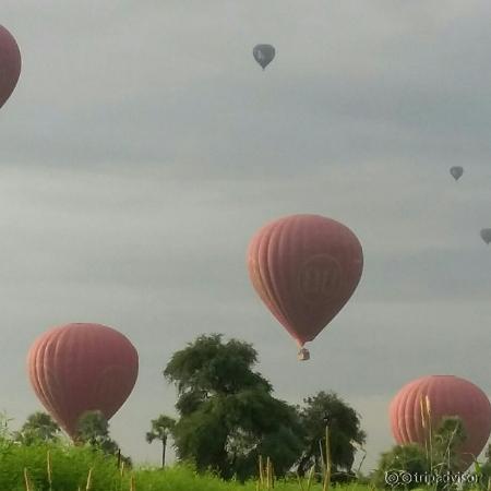Bagan Sunrise at Shwesandaw 
  ZUU