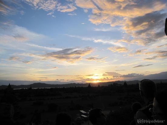 パガンの夕陽