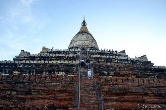 Shwesandaw Pagoda