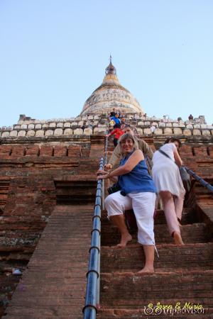 Bajando de Shwesandaw