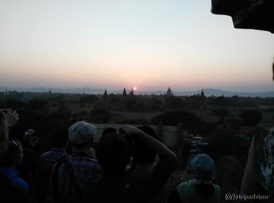 Sunset at Shwesandaw 1