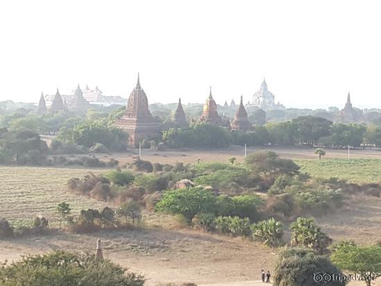 View from Shwesandaw pagoda: south