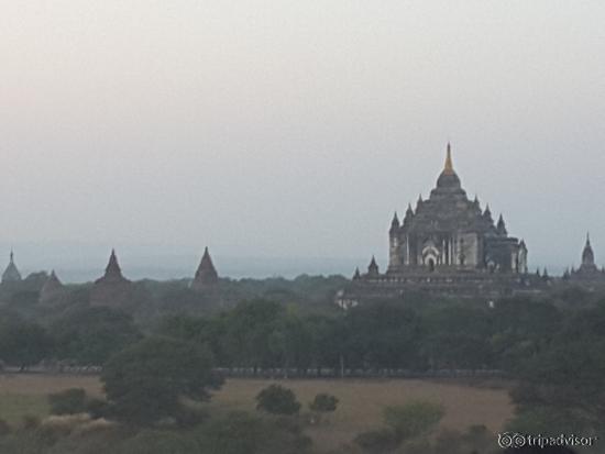 View from Shwesandaw pagoda: north