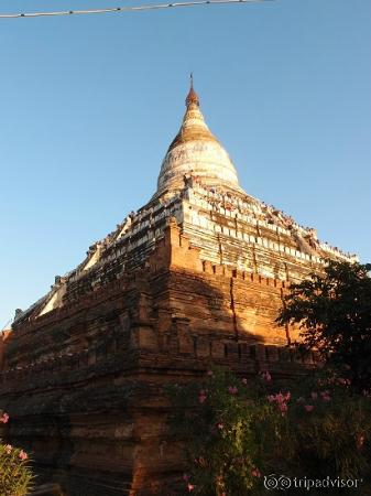 Shwesandaw Pagoda